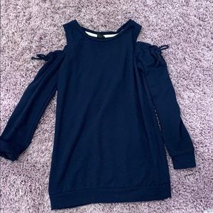 Art class of the shoulders top!